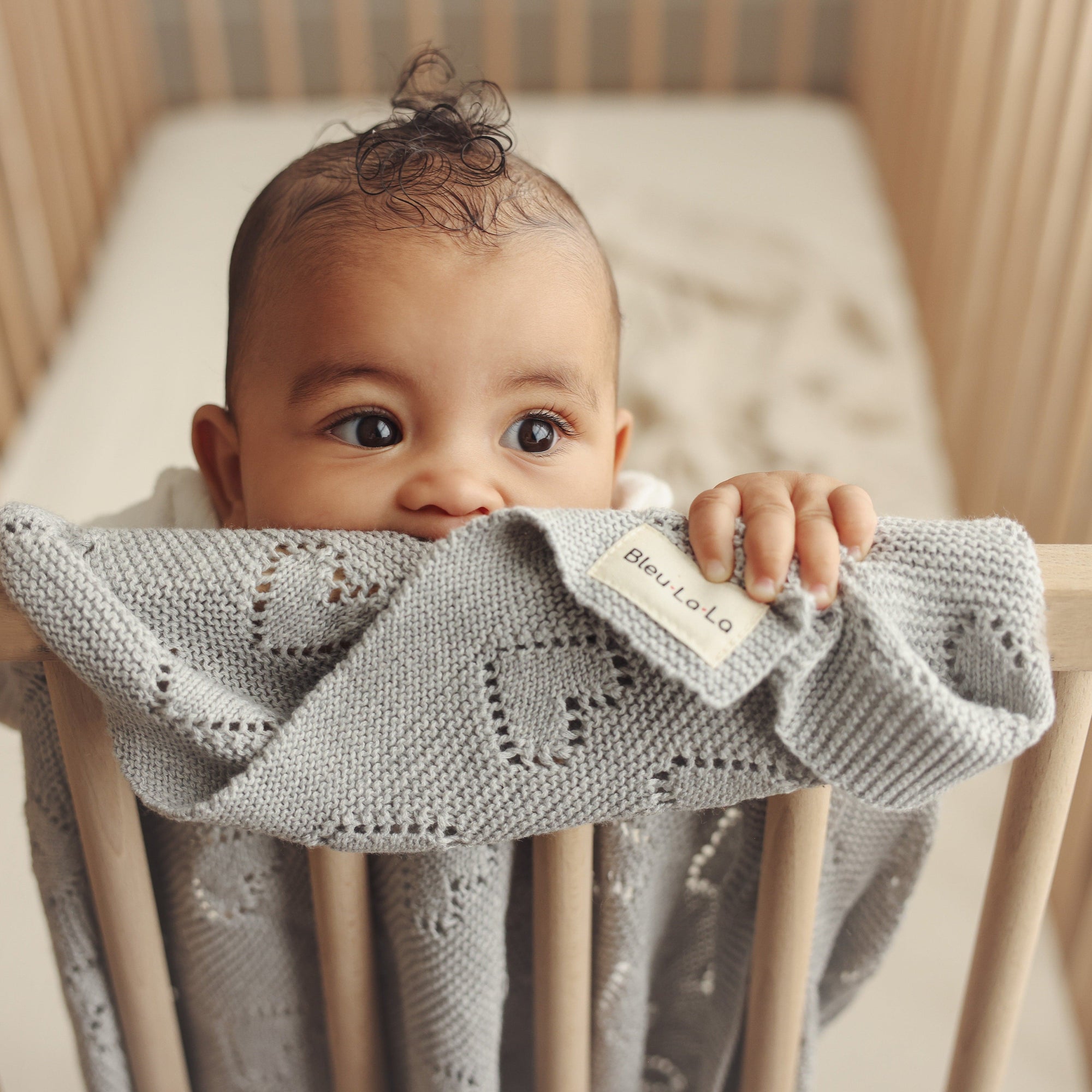 100% Cotton Luxury Knit Heart Swaddle Baby Blanket Blanket Bleu La La Color: Cream