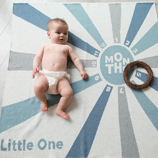 Baby Milestone Personalized Blanket Eco Baby Throws In2Green Color: Blue