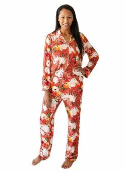 Women's Pajamas & Gowns