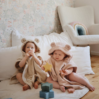 Nesting Stars Toy toys Mushie Color: Retro