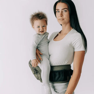 The Tushbaby Hip Carrier Baby & Toddler Tushbaby Color: Grey Design: Tushbaby