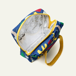 Mon Coeur Recycled Lunchbox Lunchbox Mon Coeur Size: OS Color: Navy/MC Print