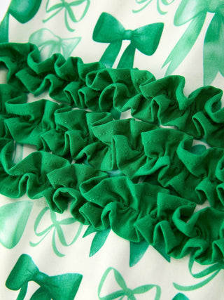 St. Patrick's Day Bow Print Long Sleeves Baby Girls Romper Romper Rylee Faith Designs Size: 3M