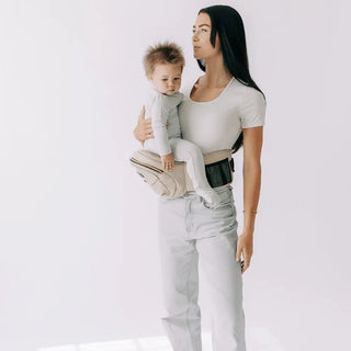 The Tushbaby Hip Carrier Baby & Toddler Tushbaby Color: Grey Design: Tushbaby