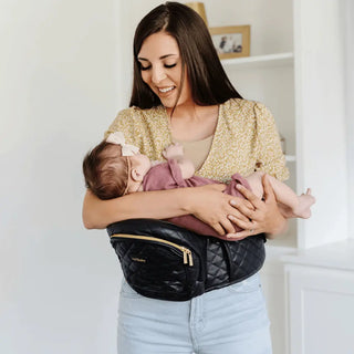 The Tushbaby Hip Carrier Baby & Toddler Tushbaby Color: Grey Design: Tushbaby
