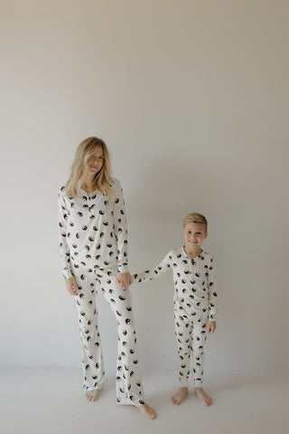 Bamboo Two Piece Pajamas - Black & White Yin Yangpajamasforever french babySize: 2/3 Years