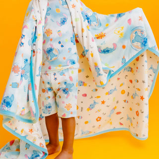 3-Layer Stretchy Quilt Blanket - Disney Stitch Dreamsicles