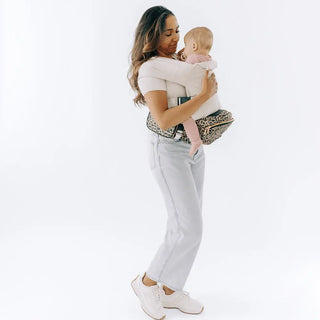 The Tushbaby Hip Carrier Baby & Toddler Tushbaby Color: Grey Design: Tushbaby