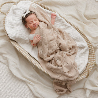 100% Cotton Luxury Knit Heart Swaddle Baby Blanket Blanket Bleu La La Color: Cream
