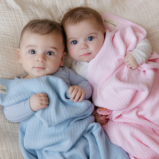 Organic Ribbed Knit Cotton Baby Blanket Blanket Bleu La La Color: Denim Blue