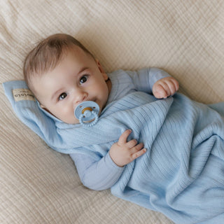 Organic Ribbed Knit Cotton Baby Blanket Blanket Bleu La La Color: Denim Blue