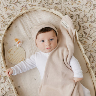 100% Organic Cotton Knit Blanket + Hat Set with Gift Box Bleu La La Color: Denim Blue