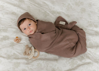 100% Organic Cotton Knit Blanket + Hat Set with Gift Box Bleu La La Color: Denim Blue