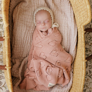 100% Cotton Luxury Knit Heart Swaddle Baby Blanket Blanket Bleu La La Color: Cream