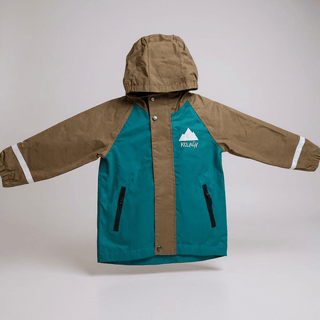 Rain jacket- waterproof and reflectiveKeep the Littles WildSize: 3-4Y