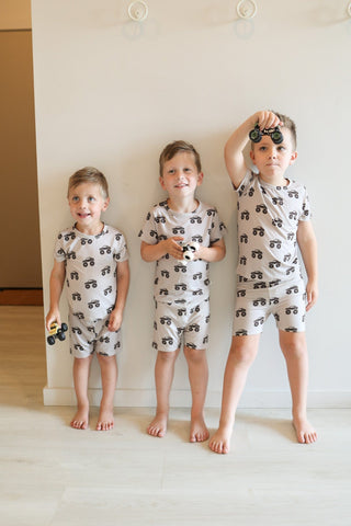 Bamboo Short Set | Monster TruckShort Setforever french babySize: 2/3 Years