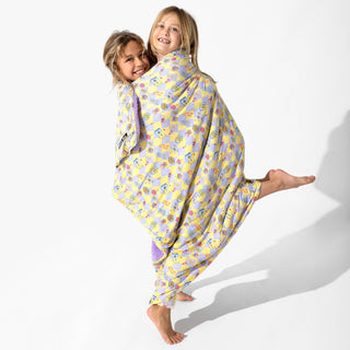 Bamboo Sherpa Blanket - Clueless As If! Bellabu Bear Size: 45 x 60 in