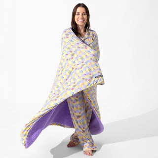 Bamboo Sherpa Blanket - Clueless As If! Bellabu Bear Size: 45 x 60 in