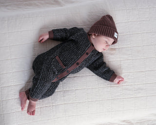 Long Sleeve Jumpsuit - Chunky comfywear 7AMEnfant Color: Oat Heather Grey Size: 0-3M