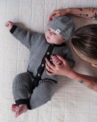 Long Sleeve Jumpsuit - Chunky comfywear 7AMEnfant Color: Oat Heather Grey Size: 0-3M