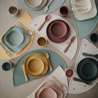 Round Dinnerware Plates, Set of 2DinnerwareMushieColor: Smoke