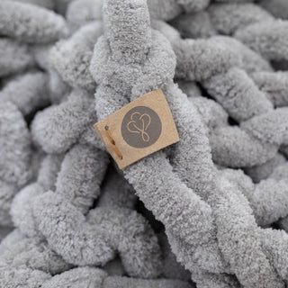 INFINITE CHUNKY KNIT BLANKET | MINKY | LITTLE - MISTKids BlanketBIG LOViE