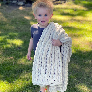 INFINITE CHUNKY KNIT BLANKET | MINKY | LITTLE - SANDKids BlanketBIG LOViE