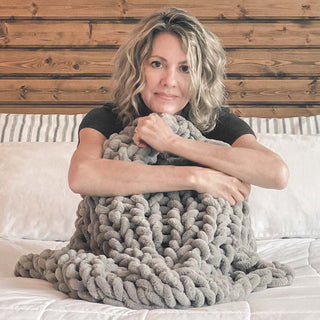 INFINITE CHUNKY KNIT BLANKET | MINKY | LITTLE - MISTKids BlanketBIG LOViE