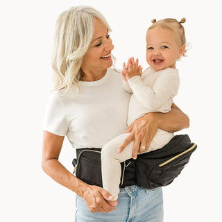 The Tushbaby Hip Carrier Baby & Toddler Tushbaby Color: Grey Design: Tushbaby