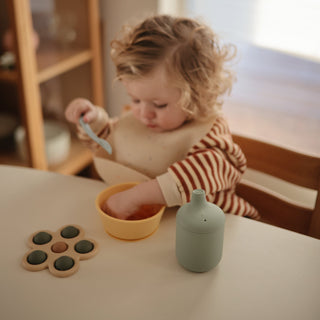Silicone Sippy CupSilicone Sippy CupMushieColor: Shifting Sand