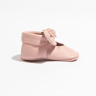 Blush Knotted Bow Baby Shoe Knotted Bow Mocc Freshly Picked Style: Soft Sole Size: Newborn