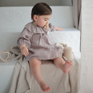 Silicone Sippy CupSilicone Sippy CupMushieColor: Shifting Sand