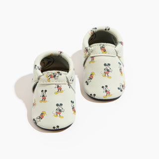 Disney Retro Mickey Mouse City Baby Shoe Baby & Toddler Shoes City Mocc Freshly Picked Style: Soft Sole Size: 1