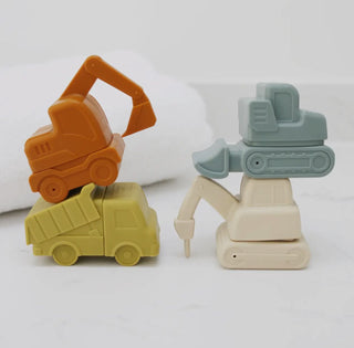 Construction Bath Toy SetThree Coastal Babies & Co