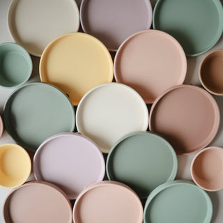 Classic Silicone Suction Plate silicone tableware Mushie Color: Shifting Sand