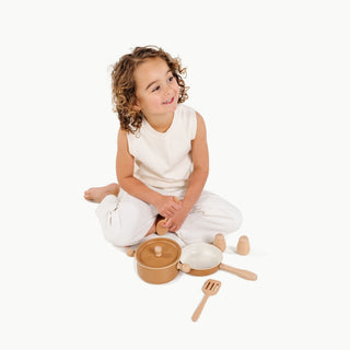 Wholesale Play Cooking Set Gathre Color: Camel