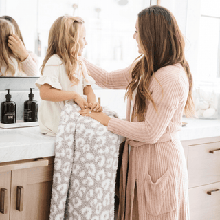 Double-Layer Bamboni® Throw Blankets Saranoni Color: Mudcloth Double Layer