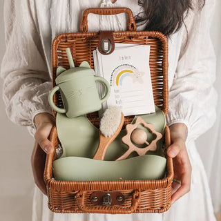 Vintage Style Baby Gift Box. 7Pcs RYAN AND REMI Color: Green Set