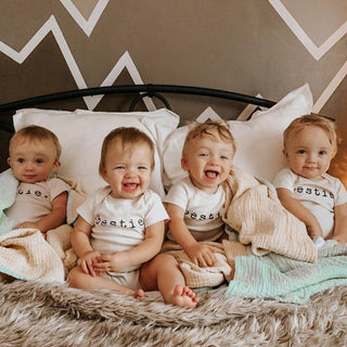 Organic Cotton Short Sleeve Bodysuit - Bestie Short Sleeve Onesie Tenth & Pine Color: Black Size: 0-3M