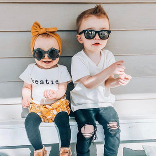 Organic Cotton Short Sleeve Bodysuit - Bestie Short Sleeve Onesie Tenth & Pine Color: Black Size: 0-3M