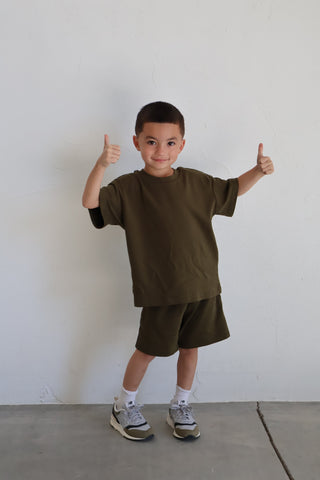 Kids Sweat Short SetAxel and RoseColor: BlackSize: Newborn
