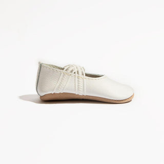 Ivory Lace Ballet Slipper Baby Shoe Ballet Slipper Freshly Picked Style: Soft Sole Size: 1