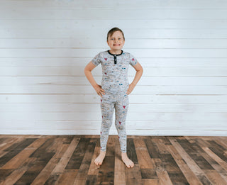 Boy's Print Bamboo Short Sleeve Henley Pajama Set - Dew Pirate Map KicKee Pants Size: 2T