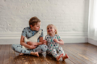 Boy's Print Bamboo Short Sleeve Henley Pajama Set - Pearl Blue Itsy Bitsy Spider Baby & Toddler Sleepwear KicKee Pants Size: 3T