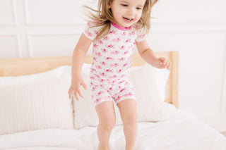 Girl's Print Bamboo Short Sleeve Pajama Set with Shorts - Natural Axolotl Party Baby & Toddler Sleepwear