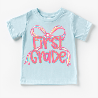 Girls 1st Grade Bow Back To School Shirt - First Day Of School Tee