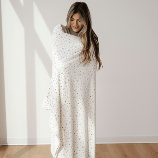 Minky Stretch XL Throw Blankets Saranoni Color: Posy
