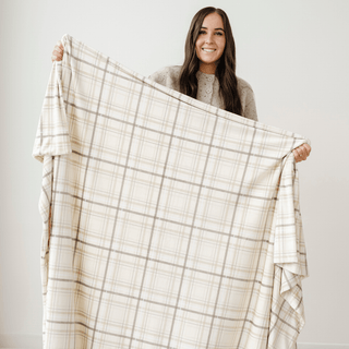 Minky Stretch XL Throw Blankets Saranoni Color: Plaid