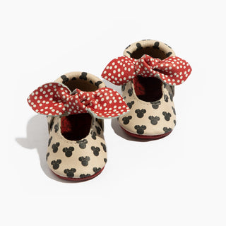 Minnie Dots Knotted Bow Baby ShoeKnotted Bow MoccFreshly PickedStyle: Soft SoleSize: Newborn