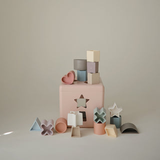 Shape Sorting Box toys Mushie Color: Petal